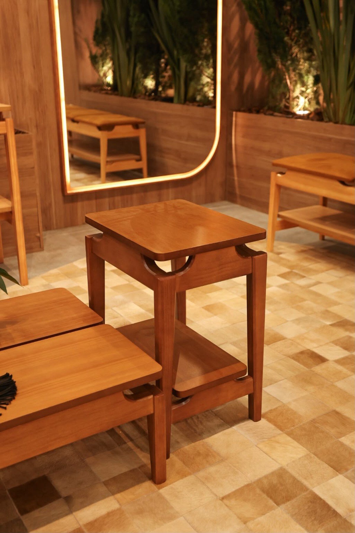 Mesa de Canto Zoe Eco
